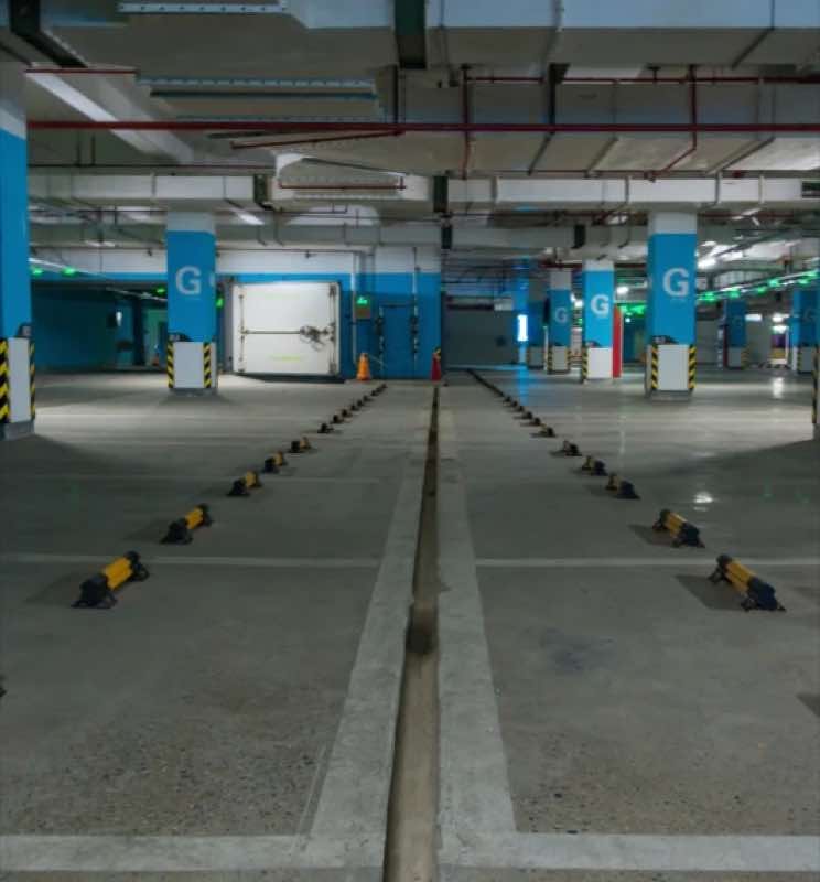 Parking lots & parkades
